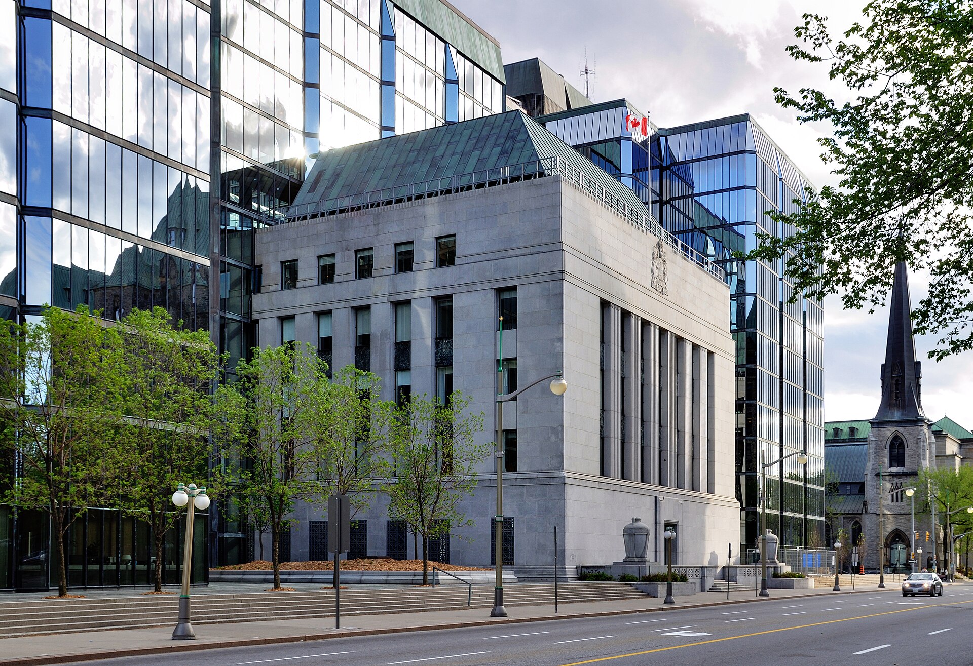 Bank of Canada Rate Hike Odds Jump After September Inflation: What GTA Buyers and Sellers Should Do Before October 28